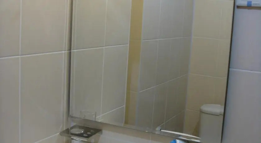 Plus Hotel