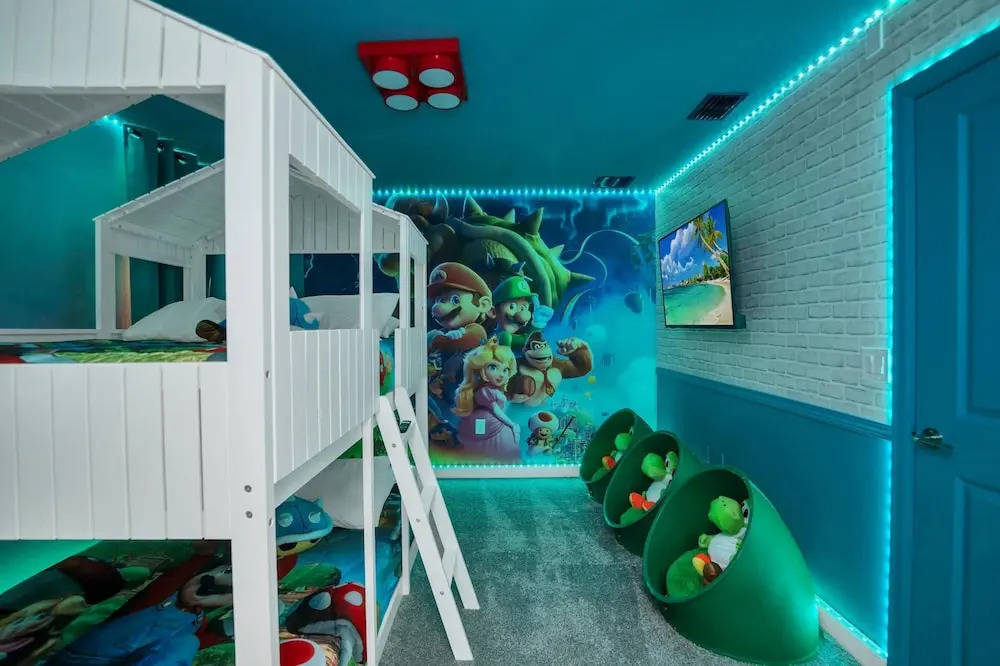 Luxury Incredible Themed Home Best Vacation