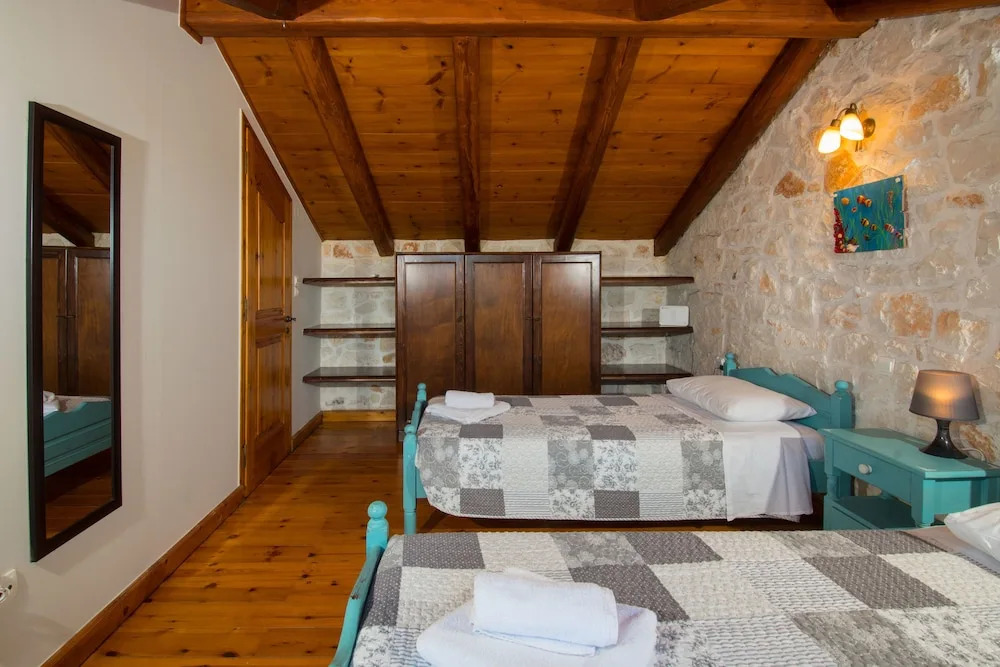 Tierra Olivo Villas