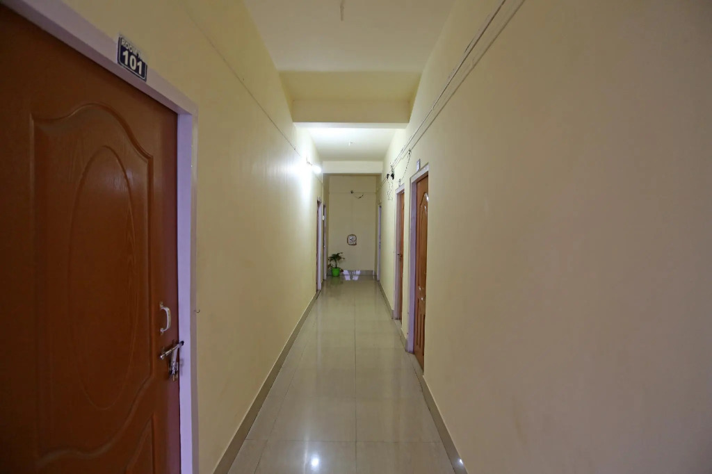 OYO Flagship 41355 Shree Krishna Guest House