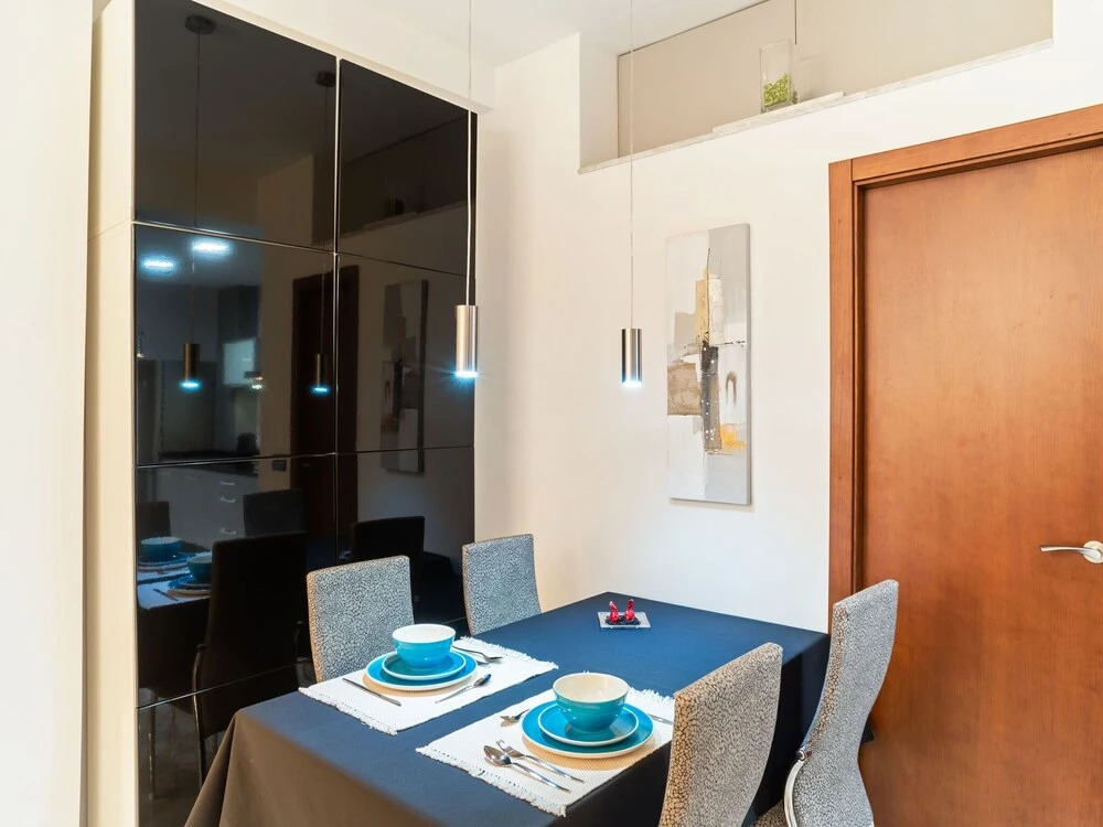 Graceful Apartment in Sevilla near Royal Alcázar