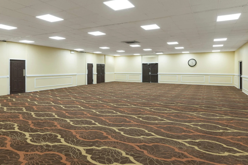 Days Inn by Wyndham Madison
