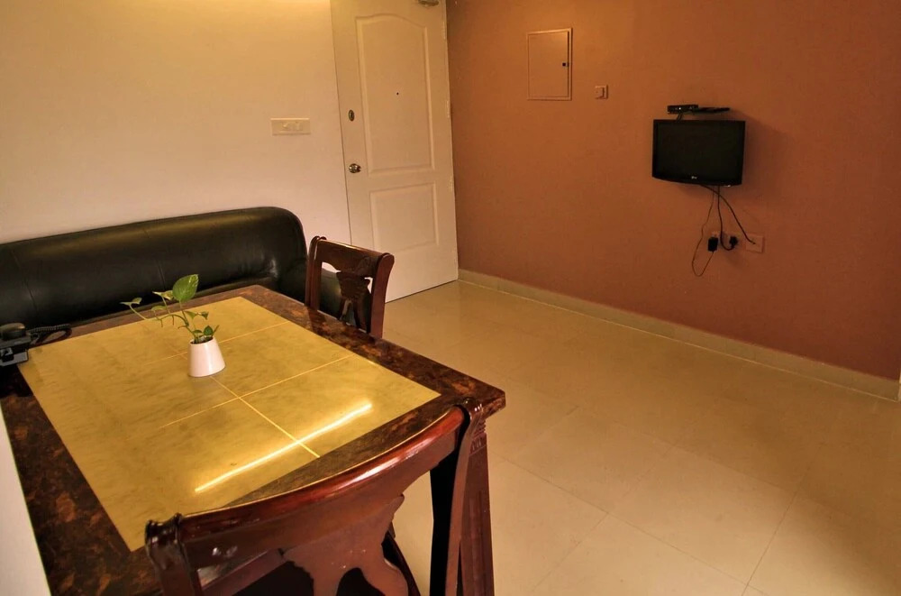 EZ Suites