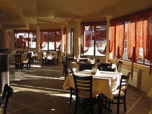 Family Hotel Yola