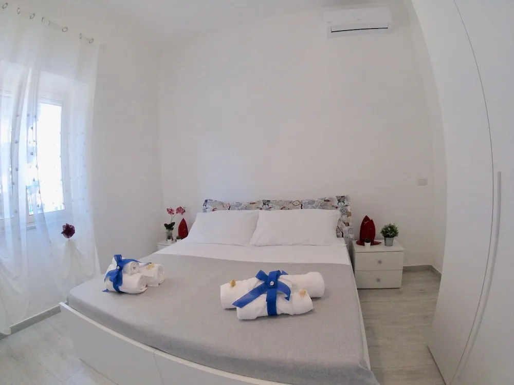 Oudeis Holidays Apartments Tropea