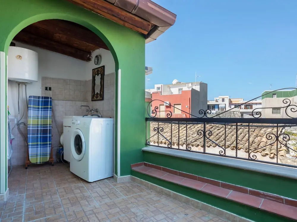 Comfortable Holiday Home in Sicily with TV