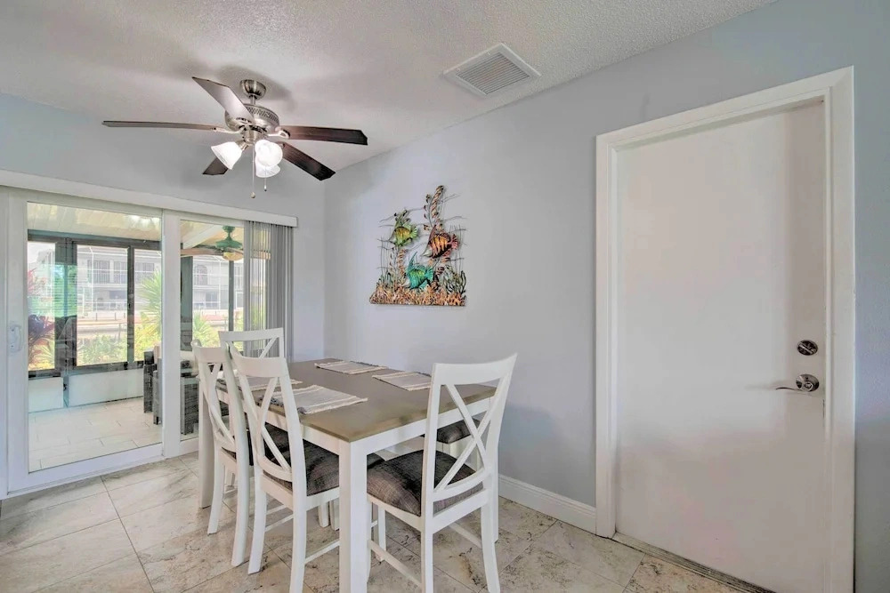 Hernando Beach Home w/ Pool & Canal Access