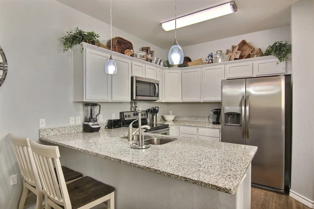 Beachside #205 3 Bedrooms 2.5 Bathrooms Condo