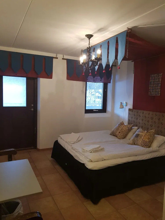 Big Moose Hotel