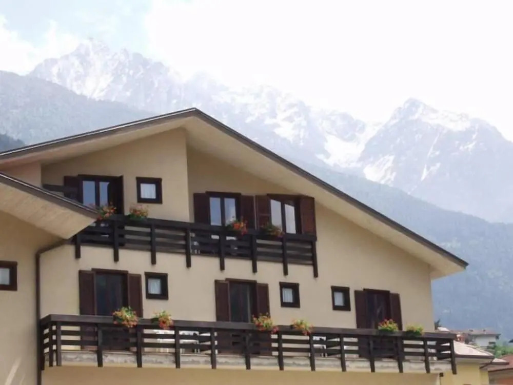 Euro Hotel