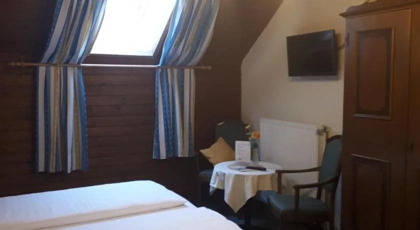 Pension Kreuzinger, 5310 Tiefgraben