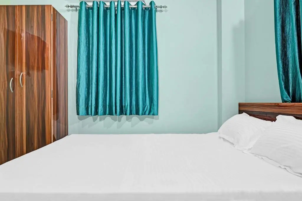 OYO 89280 Hotel Np Prince Inn