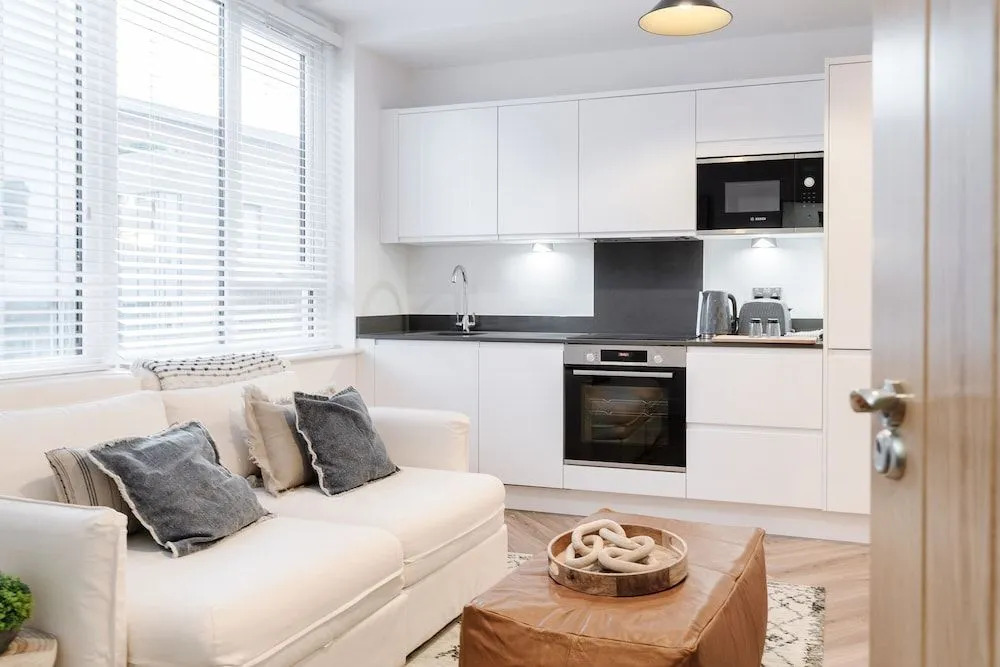 Royal House Stylish Apartments - Chester