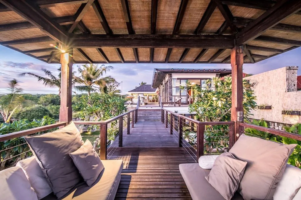 Absolute Cliff Front Pandawa Beach Villa
