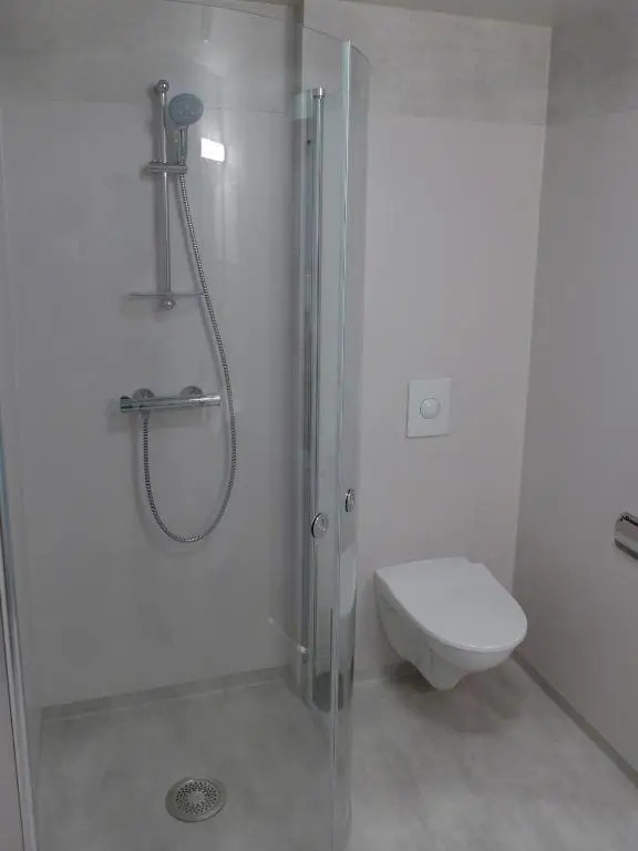 Lilland Hostel Tau