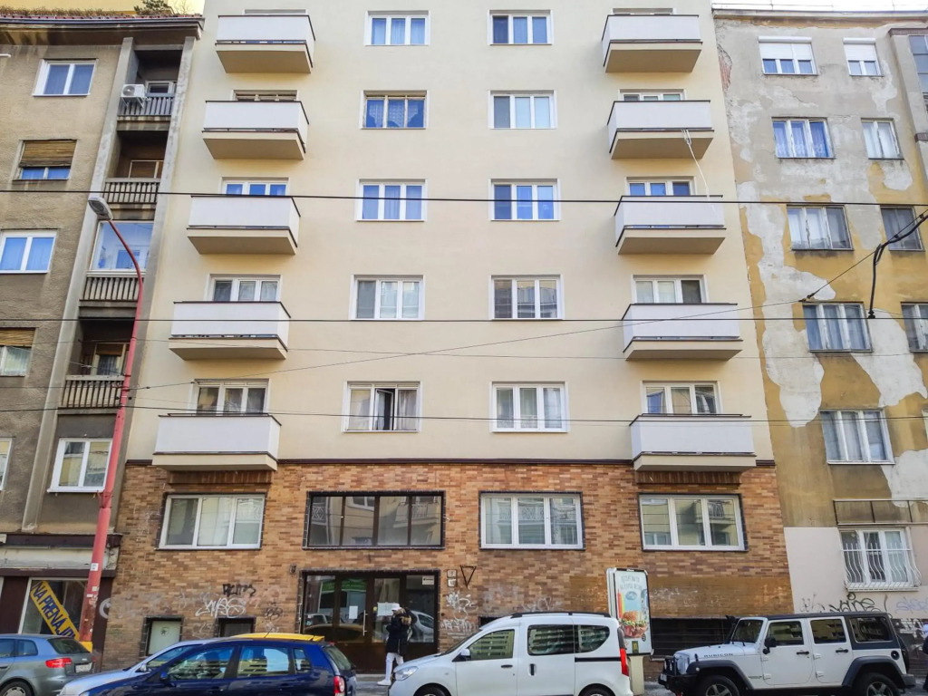 Central apartments by Kovee
