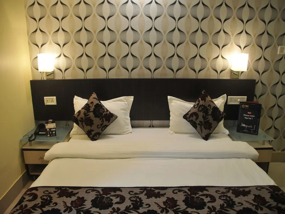 OYO 3353 Apartment Royal Residency