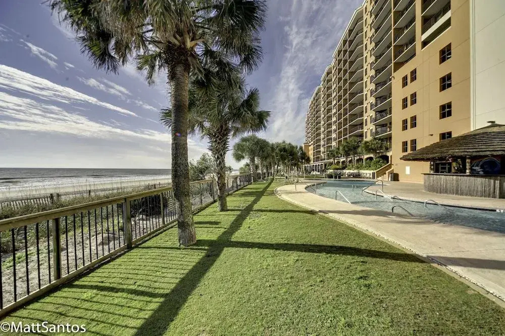 The Island 914 by RedAwning