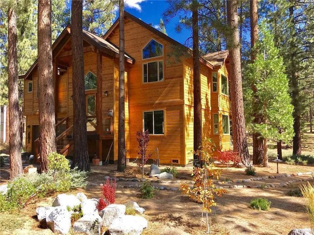 2380 Alice Lake - 3 Br Cabin