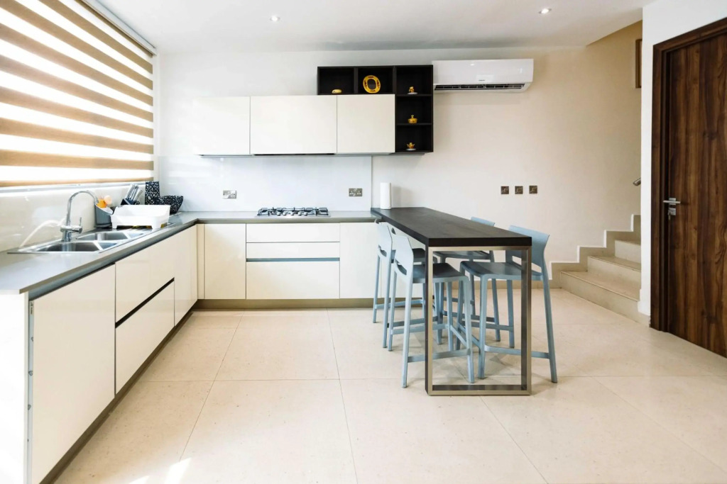 Incredible 3 Bedroom Apartment Space Available