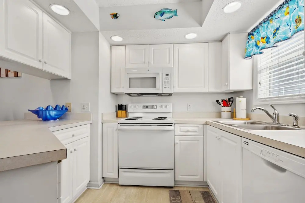 Shorehaven 16B by RedAwning