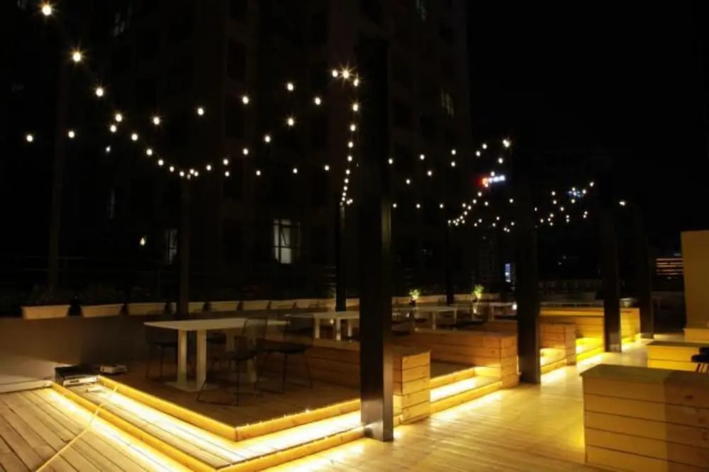 Guoshi Hotel (Dalian Donggang Business District Harbour Plaza Subway Station)