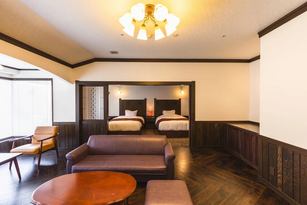 Tsuta Onsen Ryokan