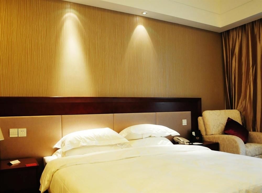 Suzhou Jingzhai Hotel