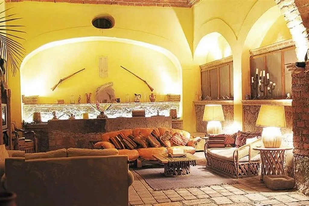 Hacienda Sepulveda Hotel & Spa