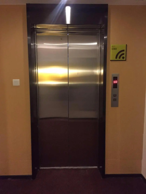 IU Hotels·Tangshan No.1 Middle School North Youyi Road
