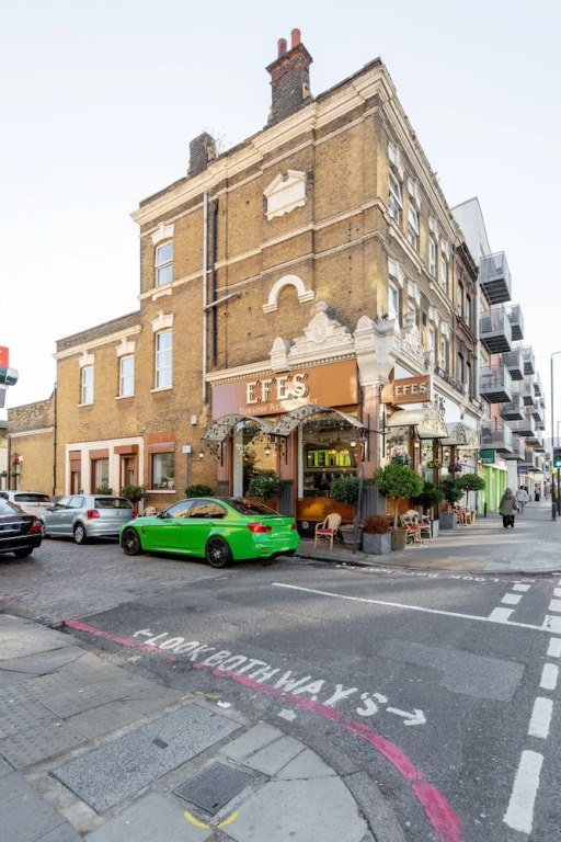 Donatello Rooms Aldgate