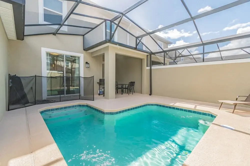 Luxury 4bd/3ba Home Storey Lake