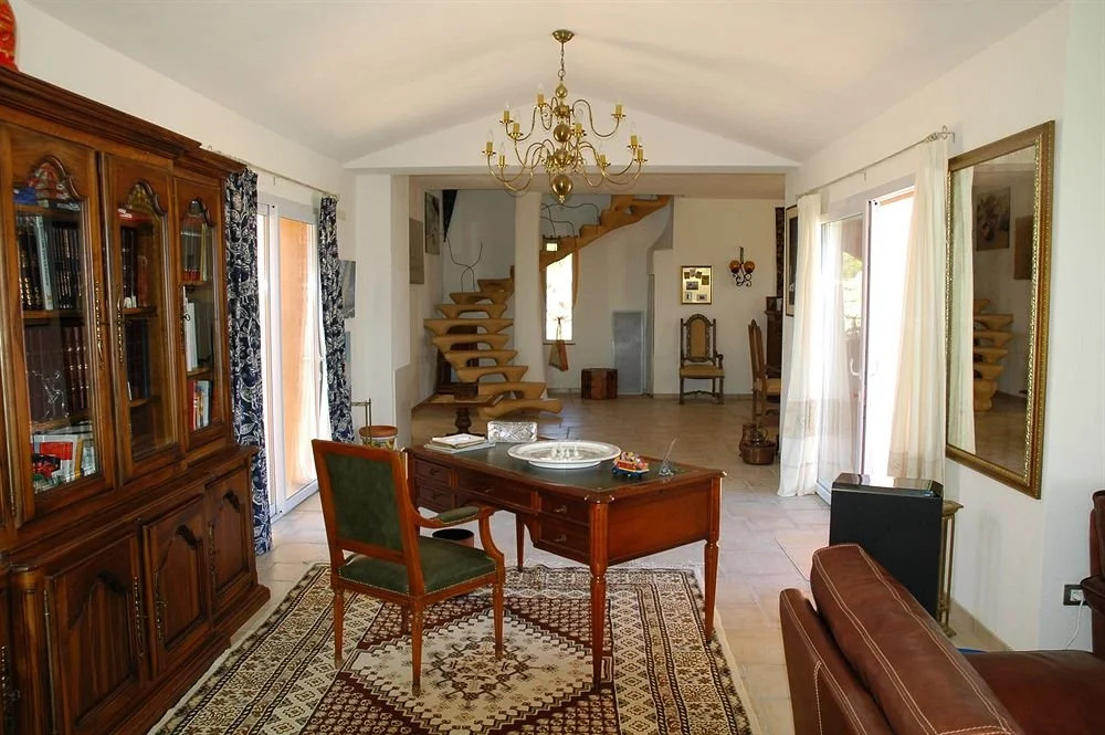 La Villa Yolanda