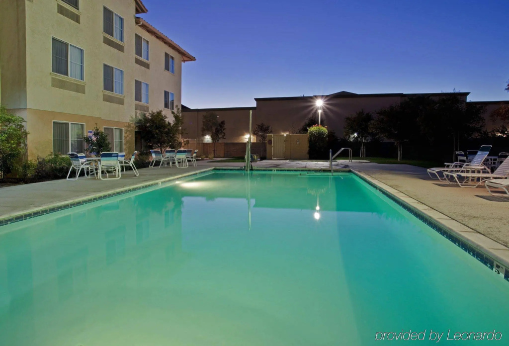Holiday Inn Express Hotel & Suites Manteca by IHG