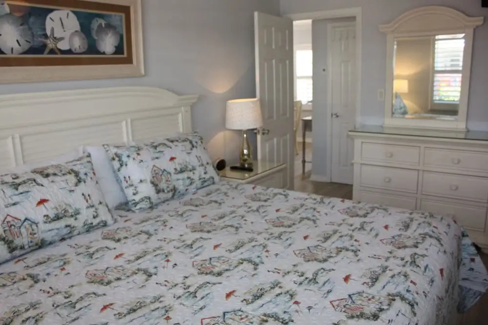 Aloha Kai - Unit 30 1 Bedroom 1.5 Bathroom Apts