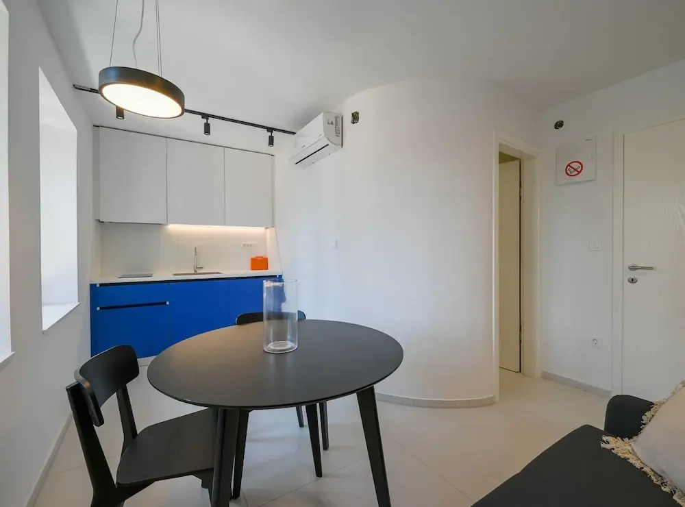 Smart and Cozy Downtown Rovinj Nooks