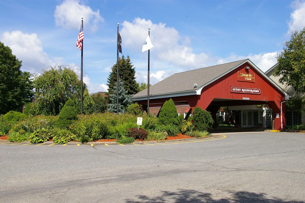 Sturbridge Host Hotel And Conference Center