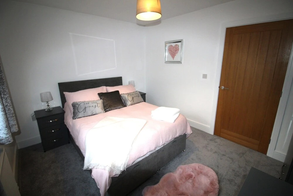 New Build - 2 Bed Bungalow - Large Enclosed Garden