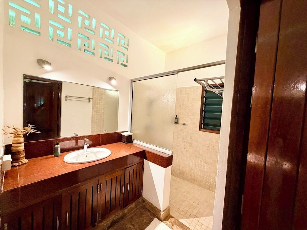 Galu Ecolodge