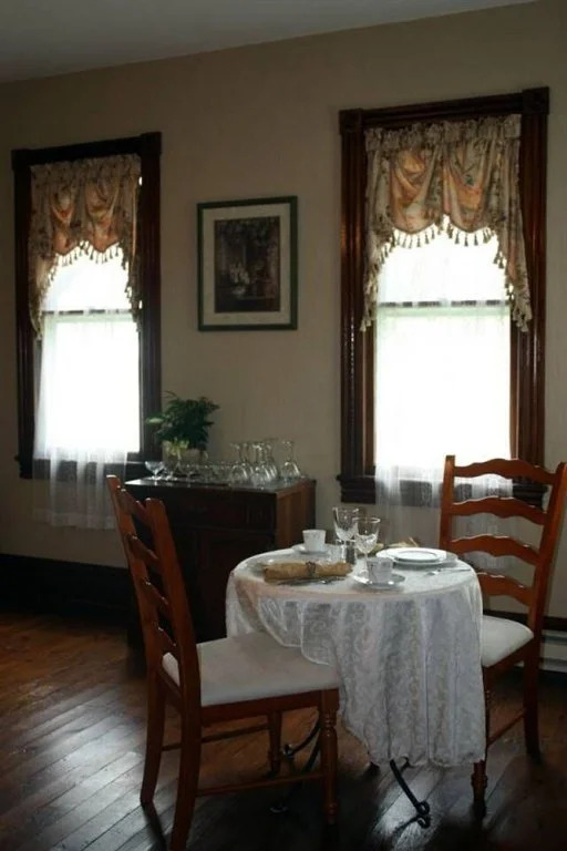 The Alexander Benjamin House Country Lodging