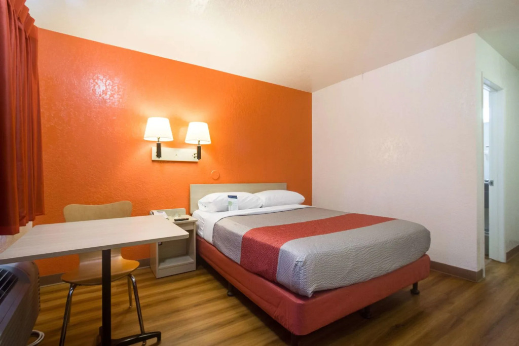 Park Inn by Radisson, Lakewood