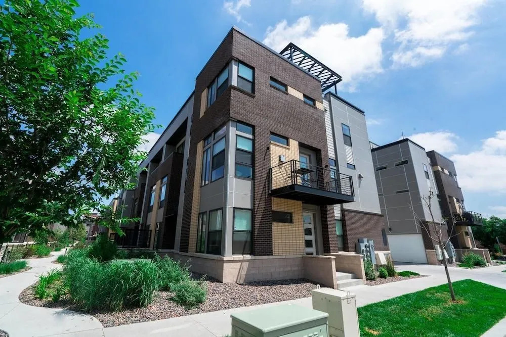 Regal Rooftop Retreat Rise Above the Ordinary
