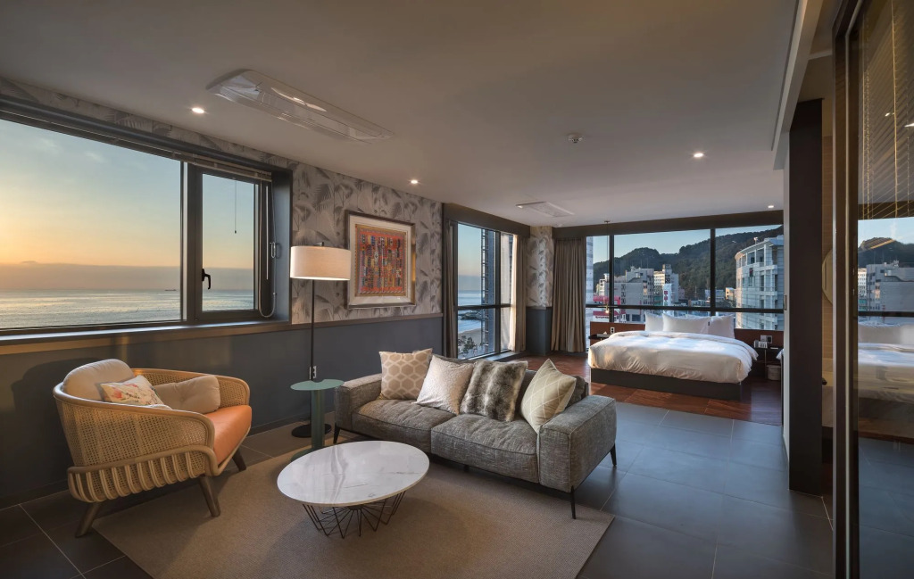 Brown Dot Hotel Songjeong
