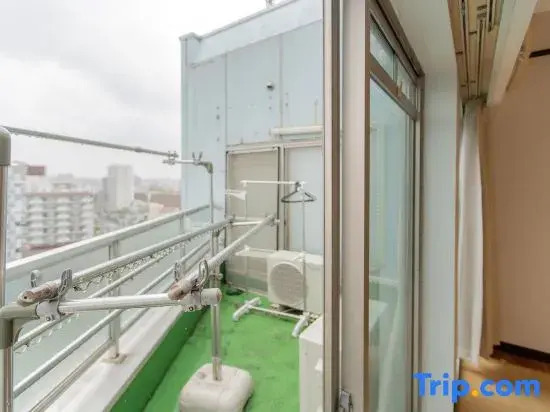 Shinjuku Skyview Serenity Duplex Villa