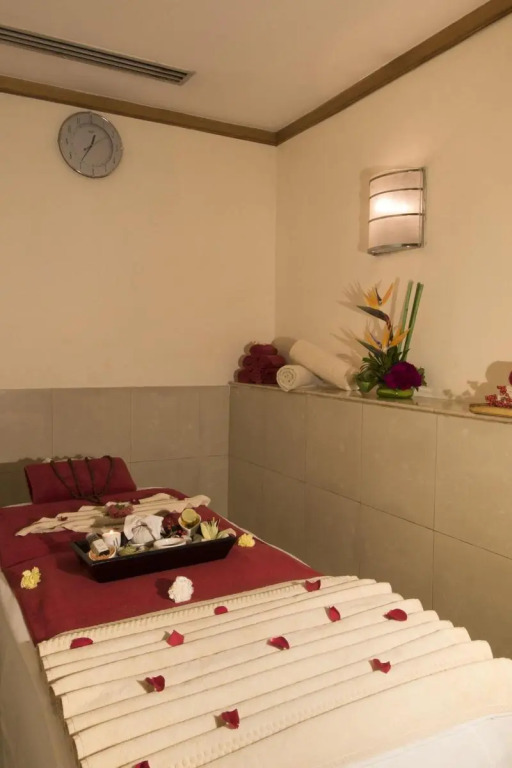 Sheraton New Delhi Hotel