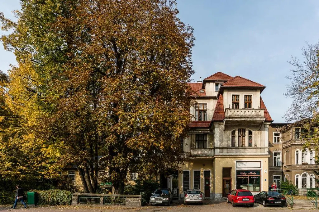 Sanhaus Apartments - CHOPINA 13 - apartamenty w centrum, 5 minut od plaży i deptaka