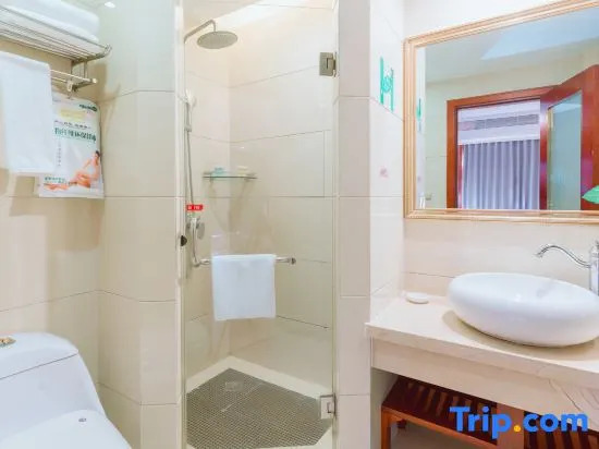 Yin Cheng Business Hotel