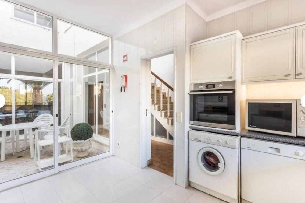 Beautiful Villa in Praia da Salema max 6 People