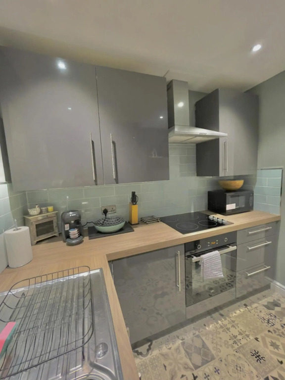 Monkbridge Mews Apartment