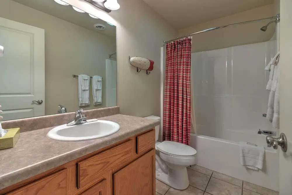 Cedar Lodge 701